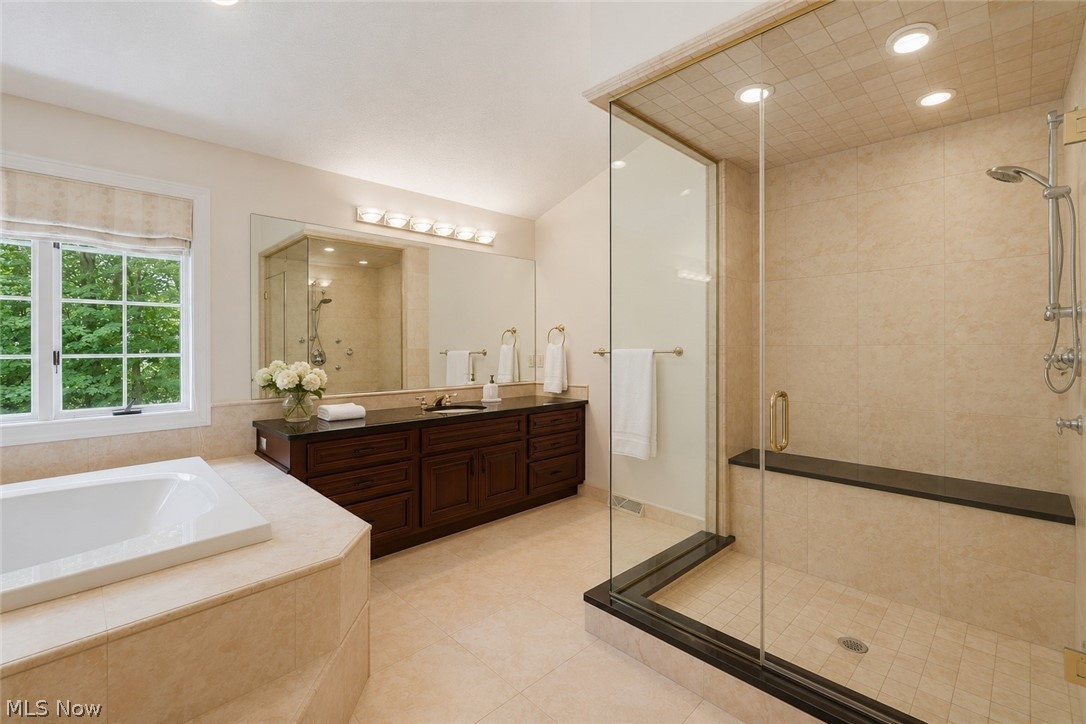 17331 Old Tannery Trail Chagrin Falls OH 44023