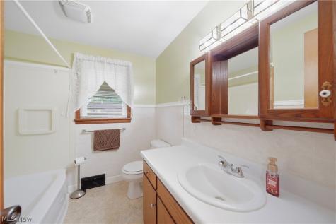 1009 Niles Street SW Massillon OH 44647