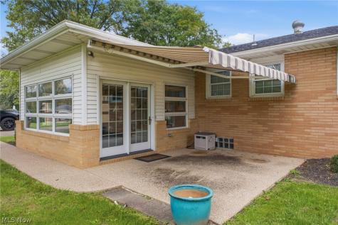 2500 Grove Street NE Canton OH 44721