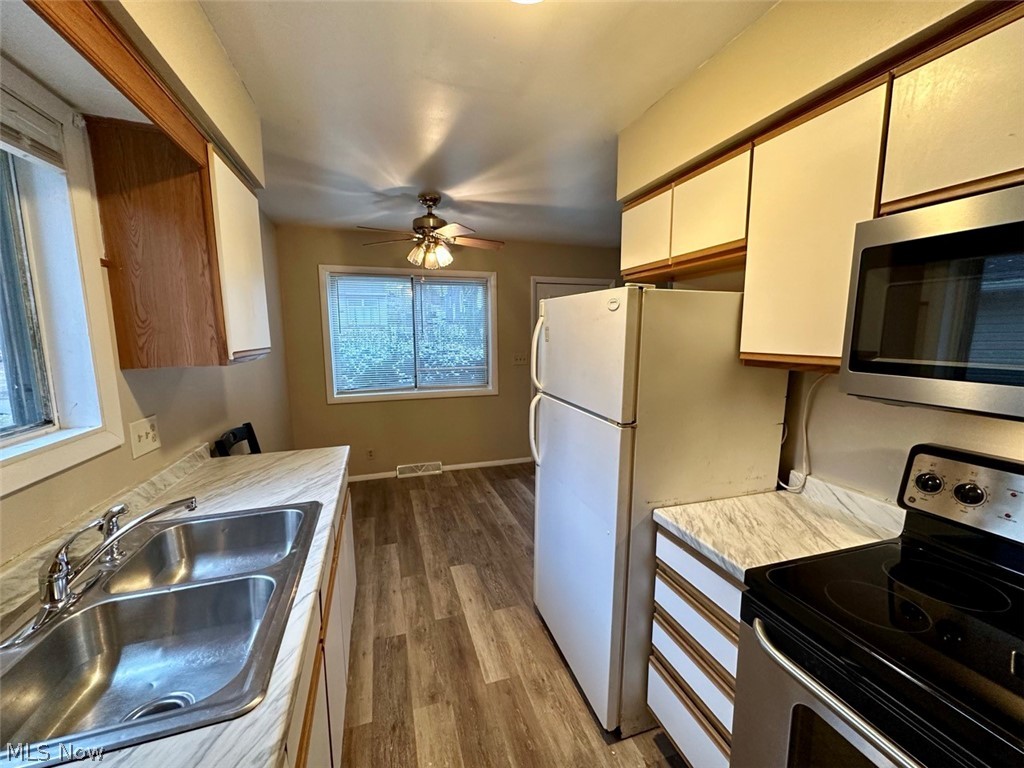 469 Kathleen Street Akron OH 44303