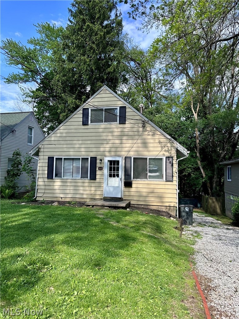 469 Kathleen Street Akron OH 44303