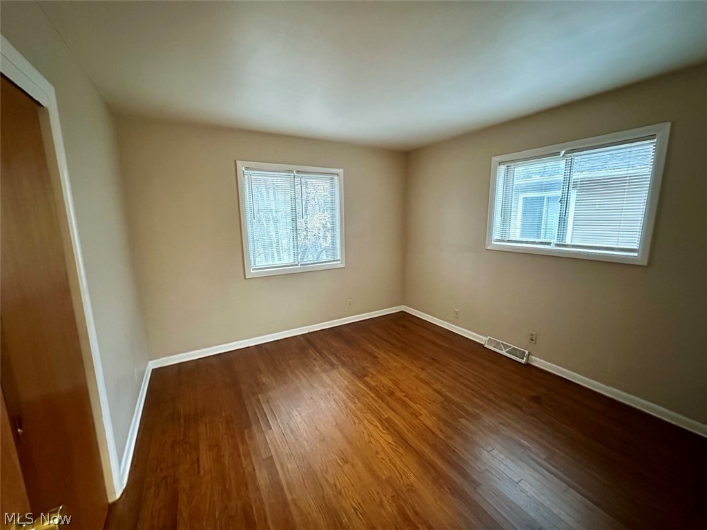 469 Kathleen Street Akron OH 44303