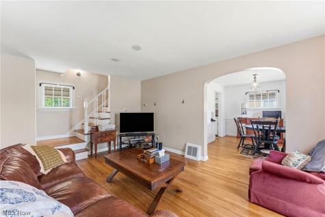 123 Lafayette Street Elyria OH 44035