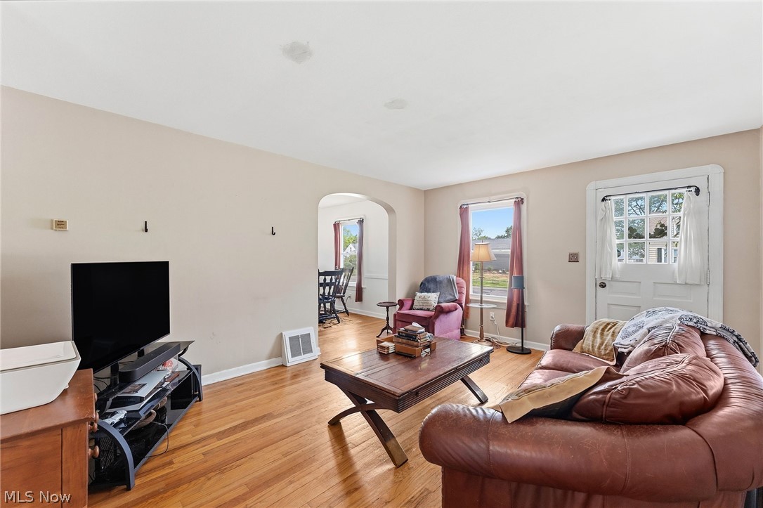 123 Lafayette Street Elyria OH 44035
