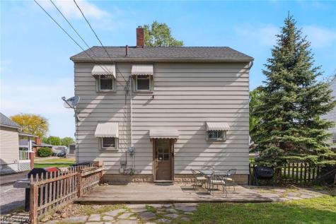 123 Lafayette Street Elyria OH 44035