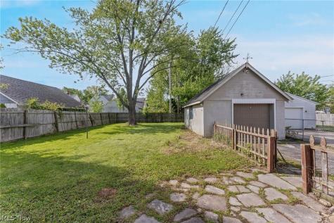 123 Lafayette Street Elyria OH 44035