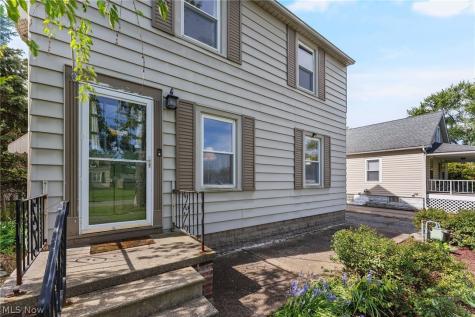 123 Lafayette Street Elyria OH 44035