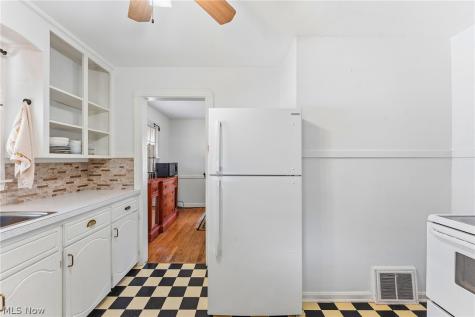 123 Lafayette Street Elyria OH 44035