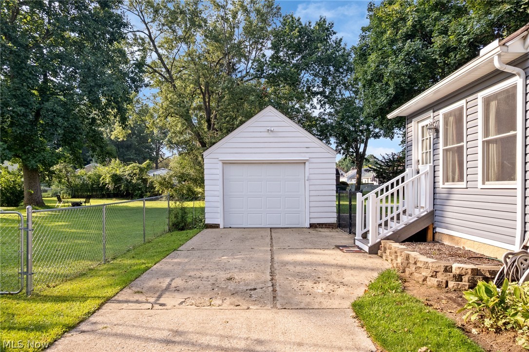 164 Maplecrest Street SW North Canton OH 44720