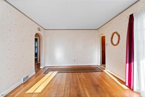 164 Maplecrest Street SW North Canton OH 44720