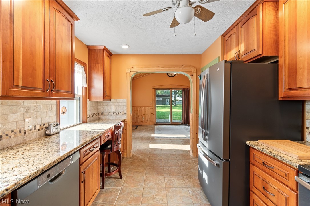 164 Maplecrest Street SW North Canton OH 44720