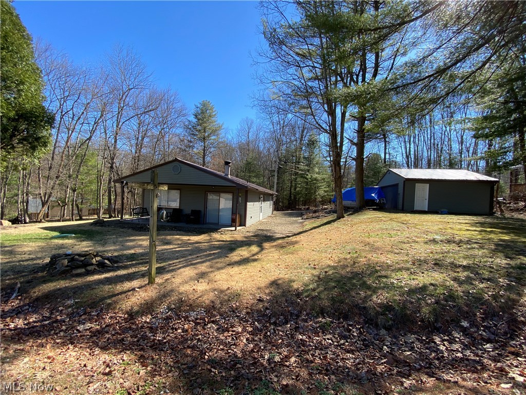 2239 Maple Drive SW Carrollton OH 44615