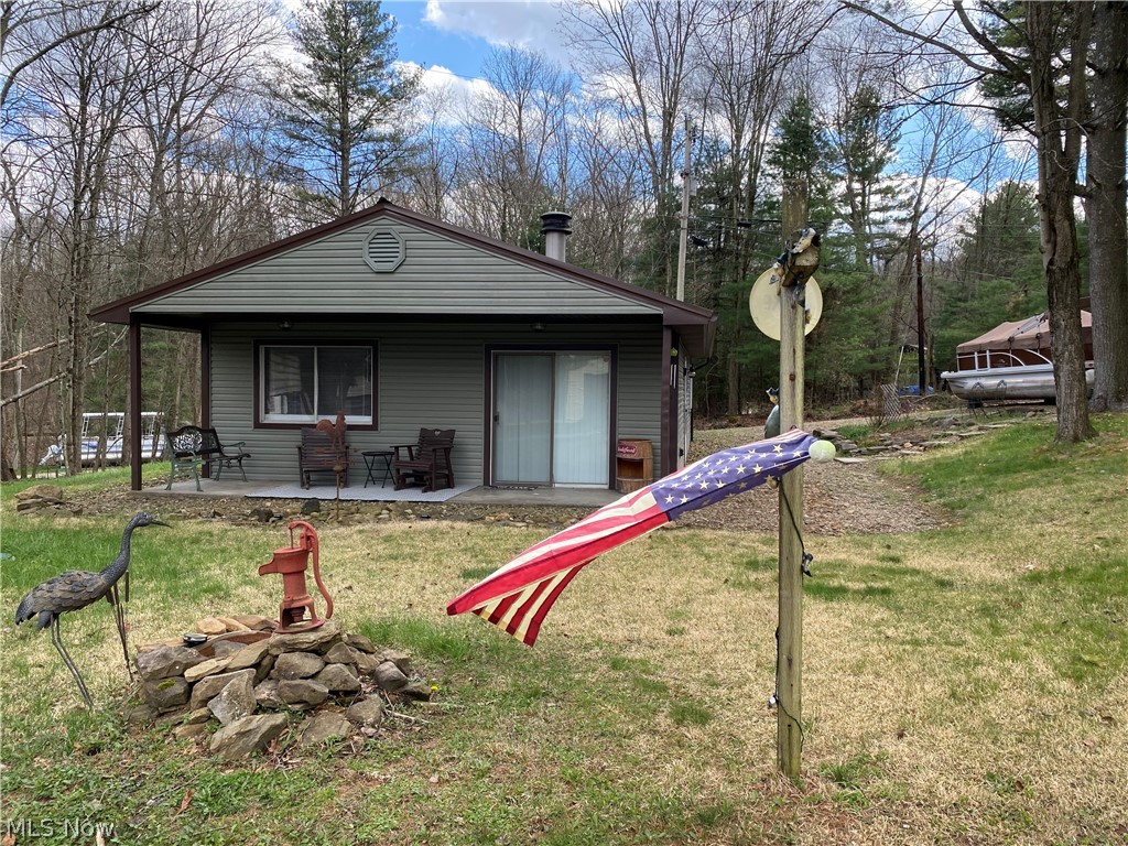 2239 Maple Drive SW Carrollton OH 44615