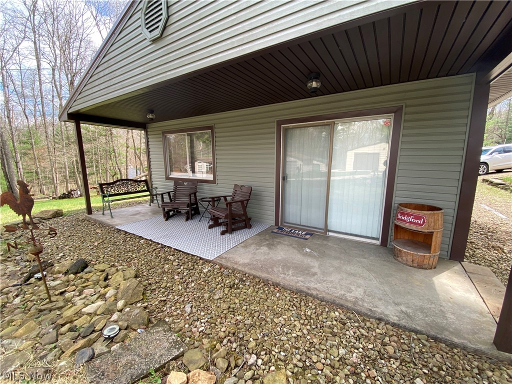2239 Maple Drive SW Carrollton OH 44615
