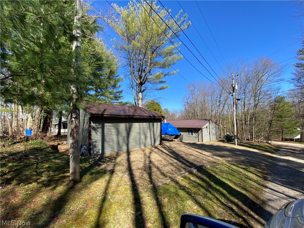 2239 Maple Drive SW Carrollton OH 44615