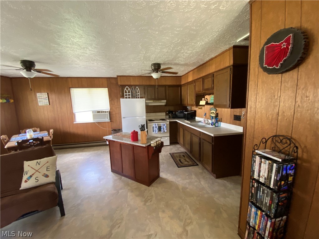 2239 Maple Drive SW Carrollton OH 44615