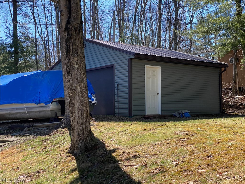 2239 Maple Drive SW Carrollton OH 44615