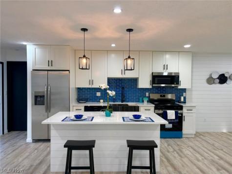 32610 Greenwood Drive Avon Lake OH 44012