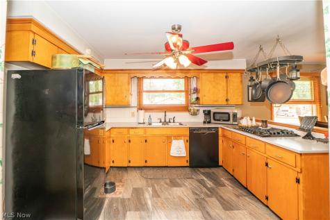 731 Bachtel Street SE North Canton OH 44720