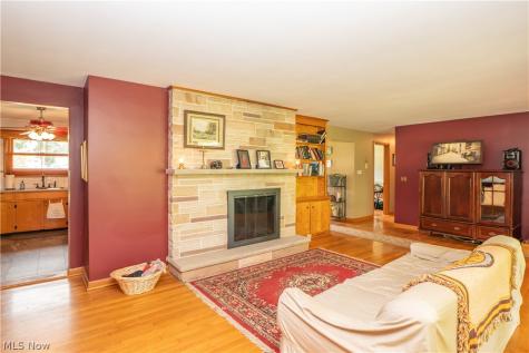731 Bachtel Street SE North Canton OH 44720