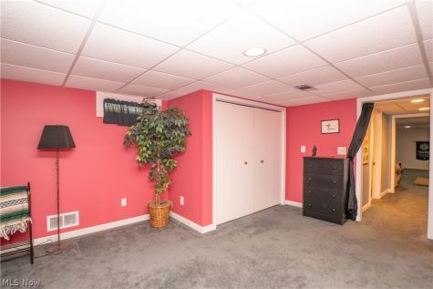731 Bachtel Street SE North Canton OH 44720