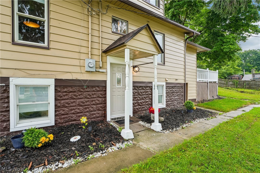 237 Watson Street Lowellville OH 44436