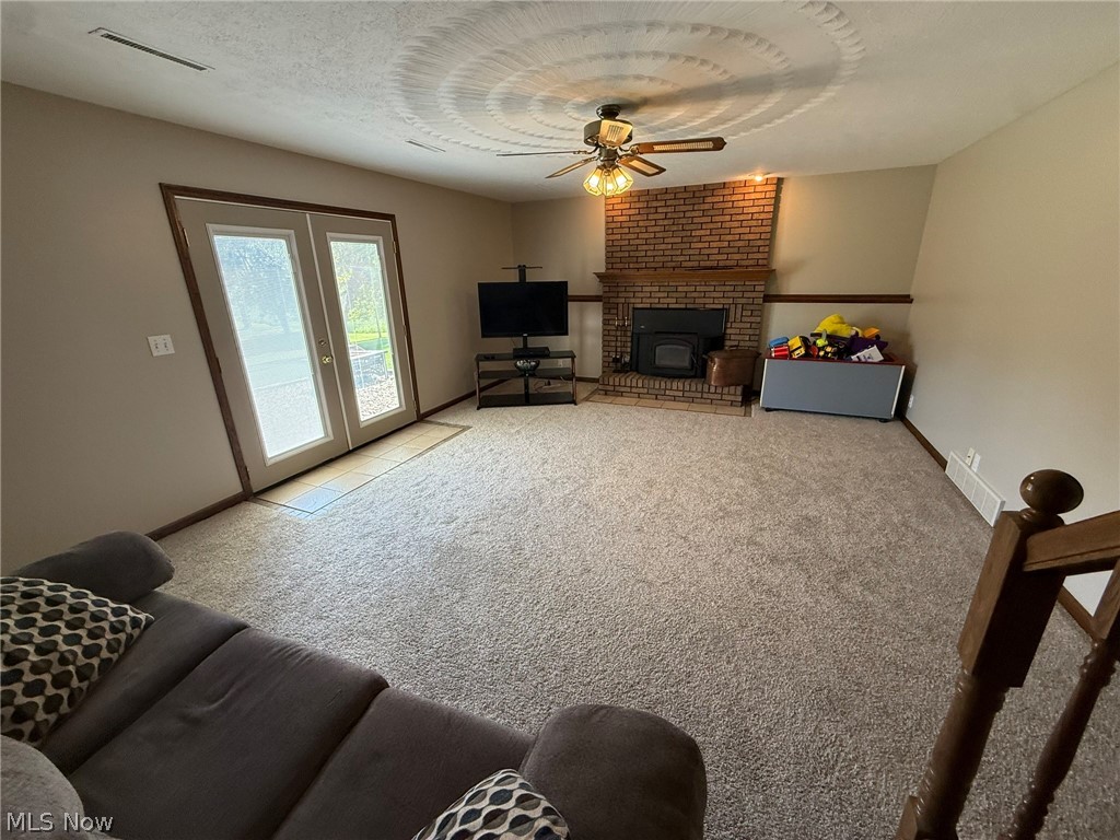 2462 Yorkview Road SW New Philadelphia OH 44663