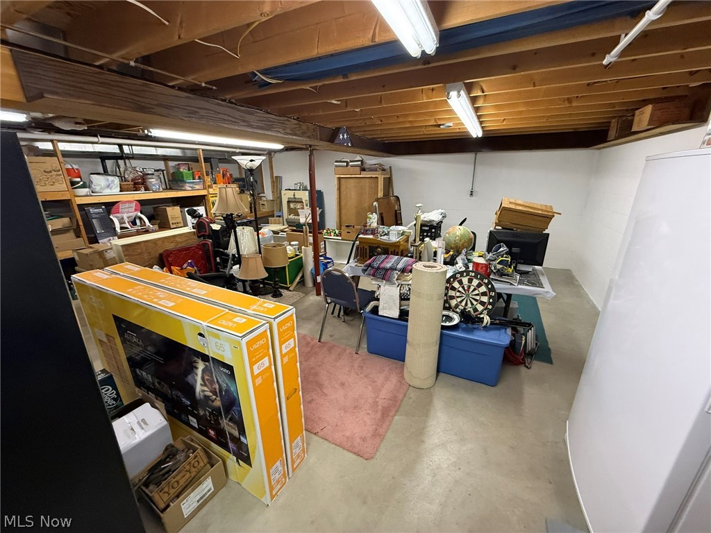 2462 Yorkview Road SW New Philadelphia OH 44663