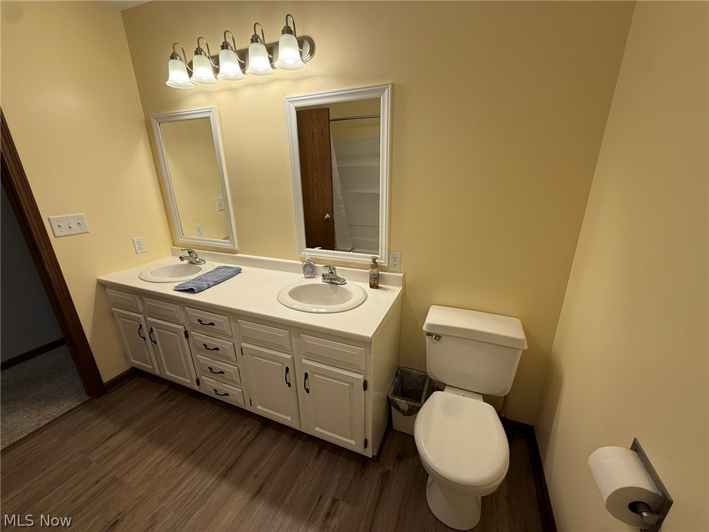 2462 Yorkview Road SW New Philadelphia OH 44663