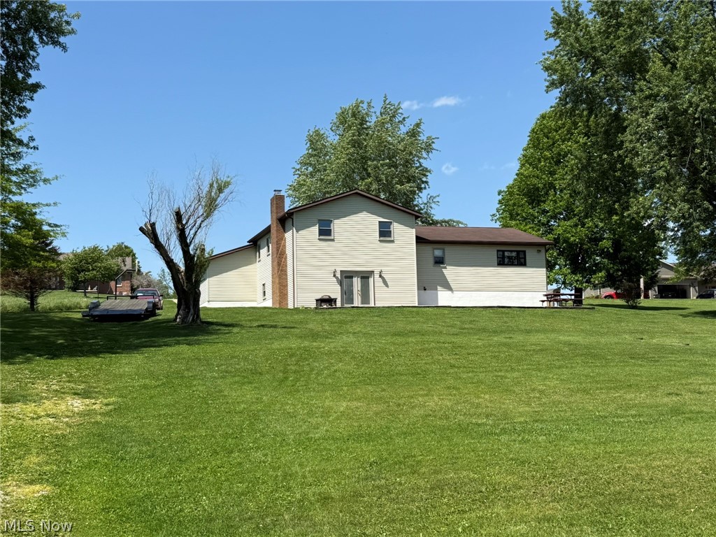 2462 Yorkview Road SW New Philadelphia OH 44663