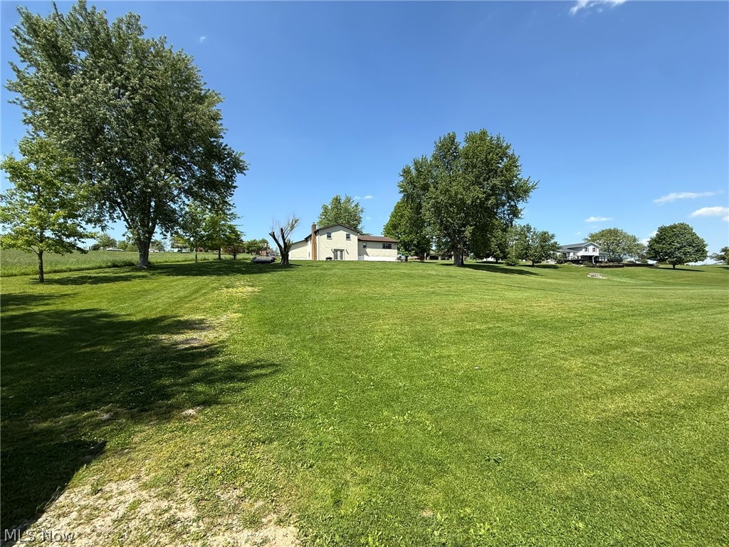 2462 Yorkview Road SW New Philadelphia OH 44663