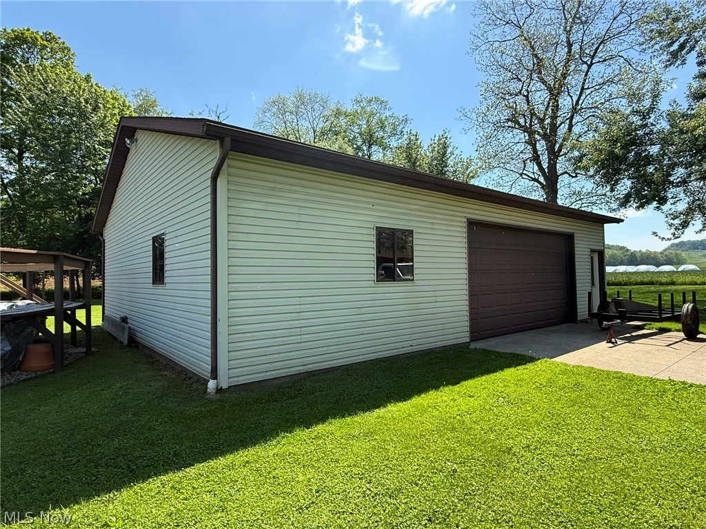 2462 Yorkview Road SW New Philadelphia OH 44663