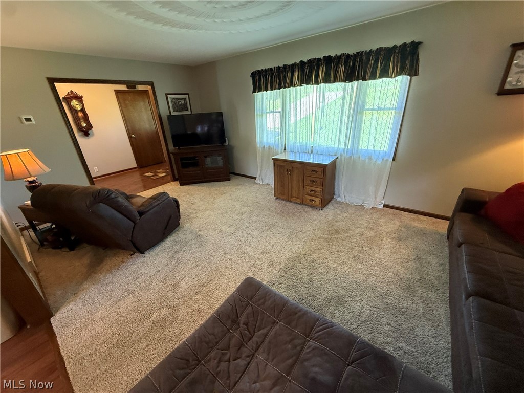 2462 Yorkview Road SW New Philadelphia OH 44663