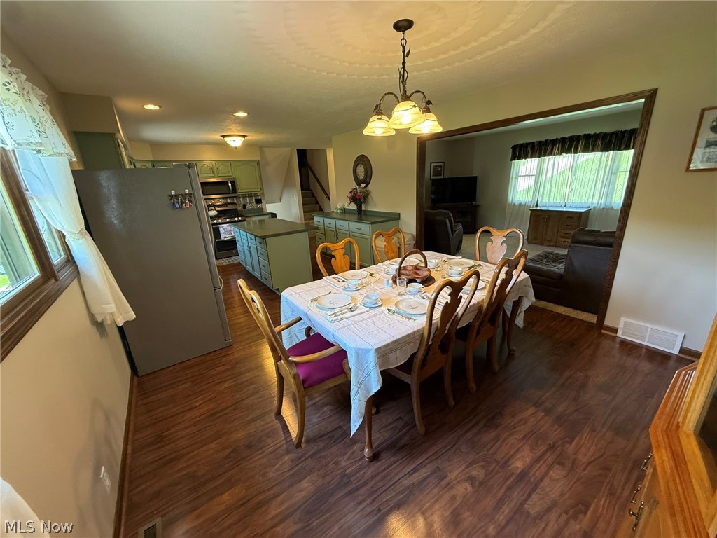 2462 Yorkview Road SW New Philadelphia OH 44663