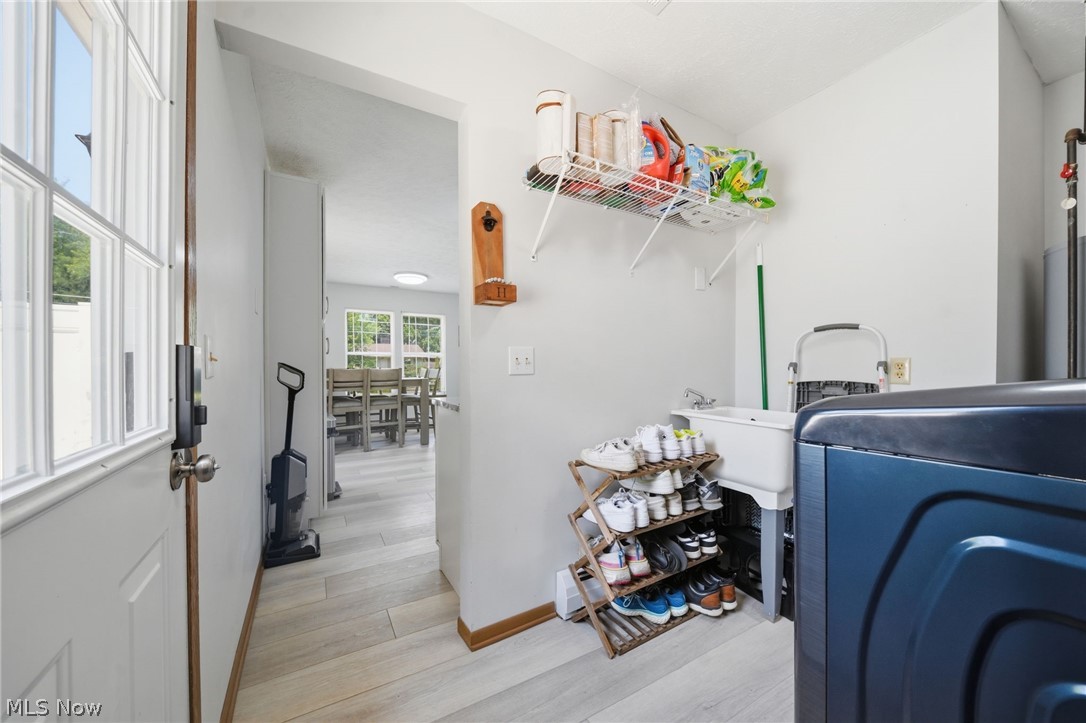 1469 Chapman Avenue Madison OH 44057