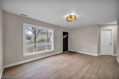 13539 Bennington Avenue Cleveland OH 44135