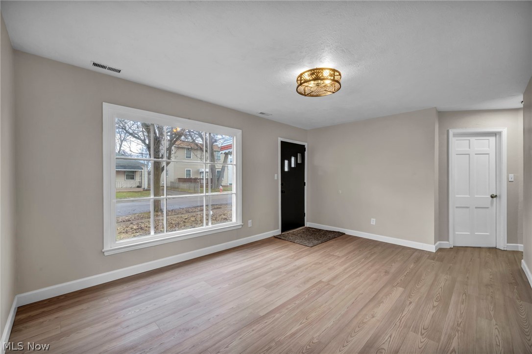13539 Bennington Avenue Cleveland OH 44135