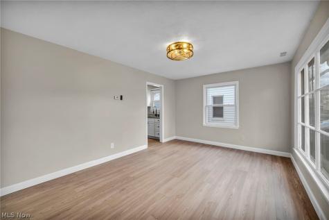 13539 Bennington Avenue Cleveland OH 44135