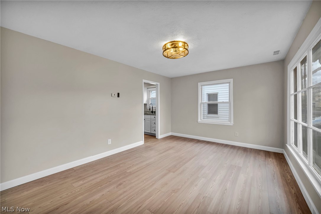 13539 Bennington Avenue Cleveland OH 44135