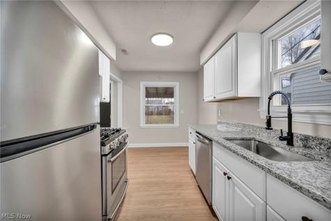 13539 Bennington Avenue Cleveland OH 44135