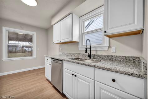 13539 Bennington Avenue Cleveland OH 44135