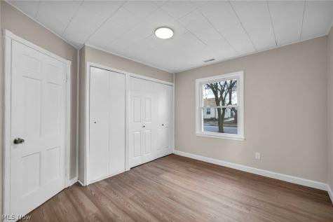13539 Bennington Avenue Cleveland OH 44135