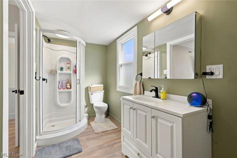17705 Sedalia Avenue Cleveland OH 44135