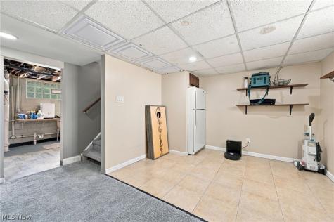 17705 Sedalia Avenue Cleveland OH 44135
