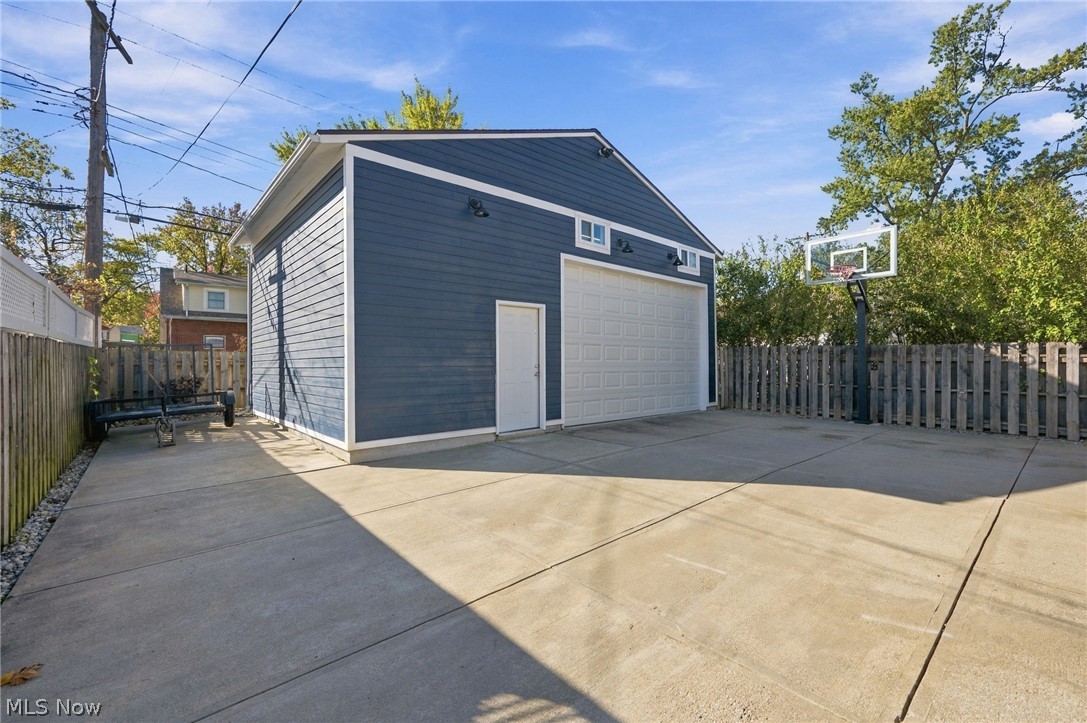 17705 Sedalia Avenue Cleveland OH 44135