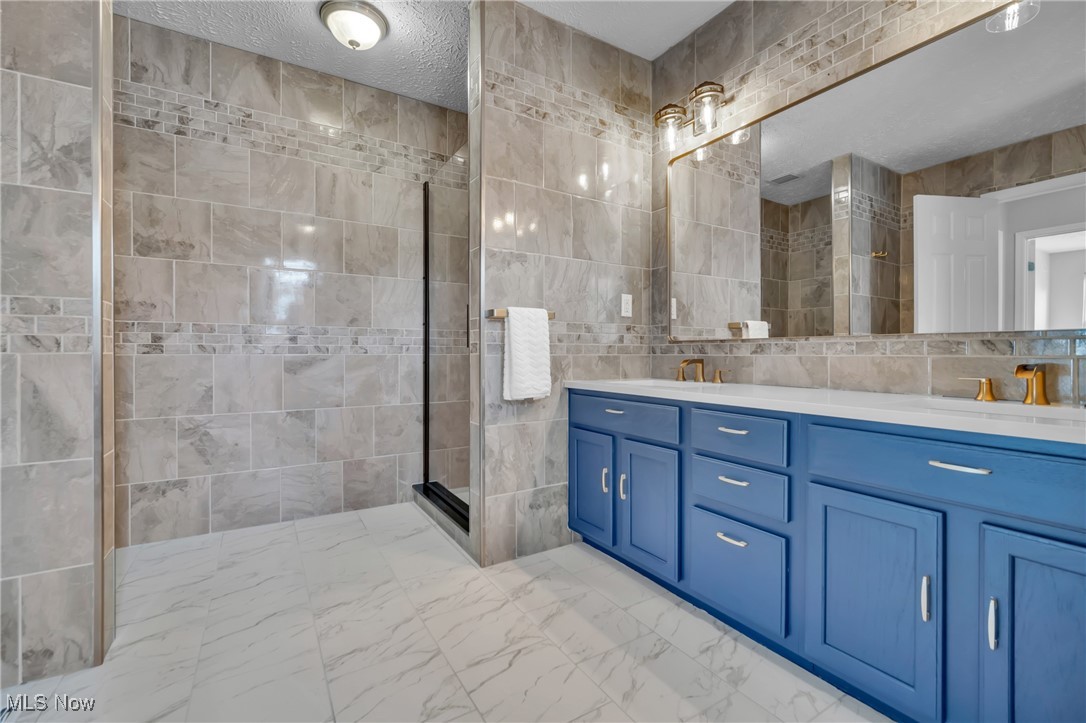 1963 E 84th Street Cleveland OH 44106