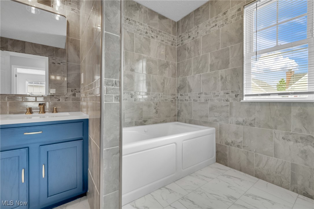 1963 E 84th Street Cleveland OH 44106