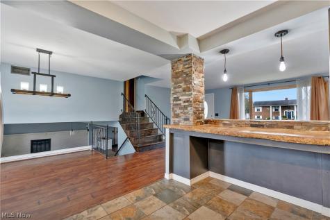 1227 33rd Street NE Canton OH 44714