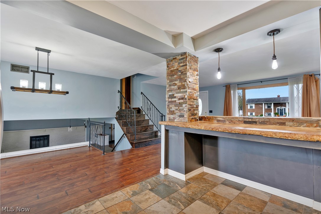 1227 33rd Street NE Canton OH 44714