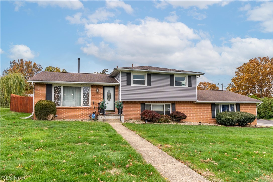 1227 33rd Street NE Canton OH 44714